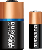 To Duracell Ultra Lithium-batterier i forskellige størrelser